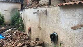 Le risque d’effondrement d’un mur sur la propriété voisine constitue un trouble anormal de voisinage