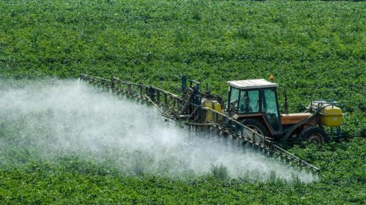 Un point sur les distances de retrait pour l’épandage des pesticides